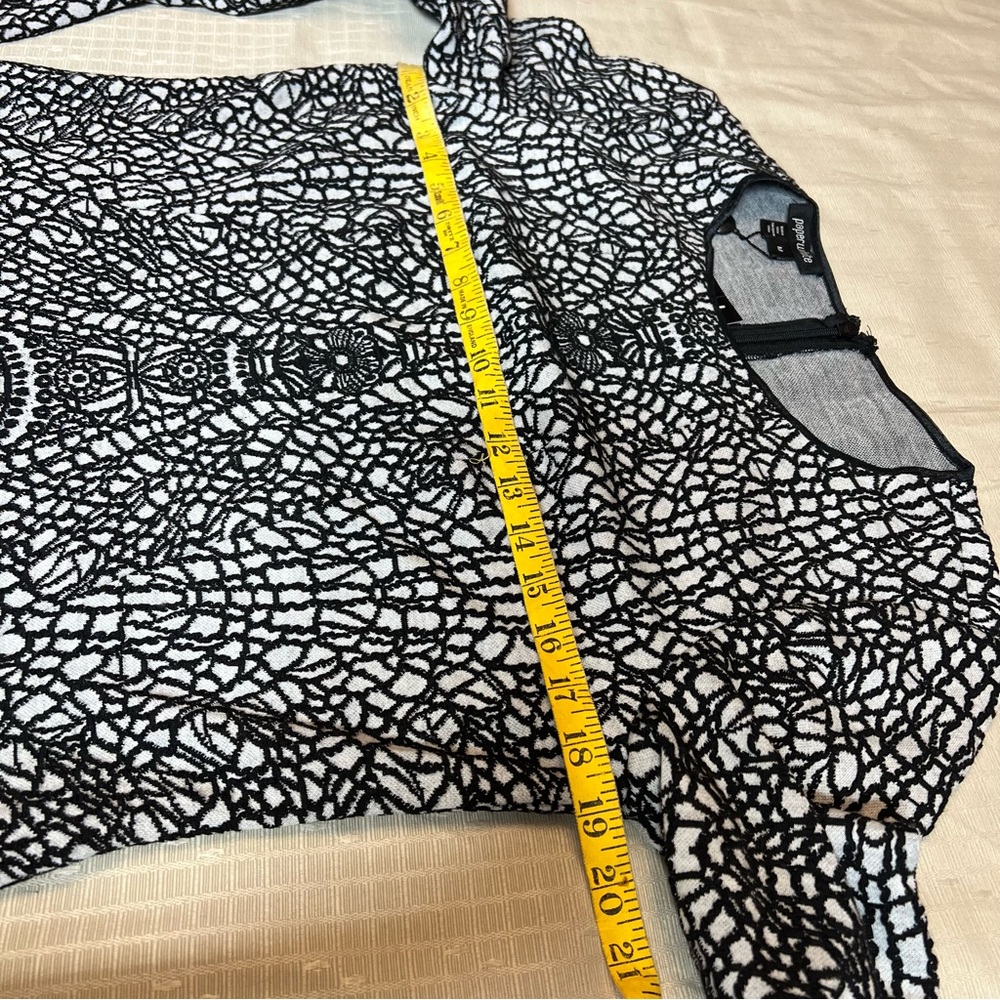 328$ NWT Paperwhite Black and White Knit Dress Women’s Sz M Long Sleeve Stretch - Picture 11 of 11